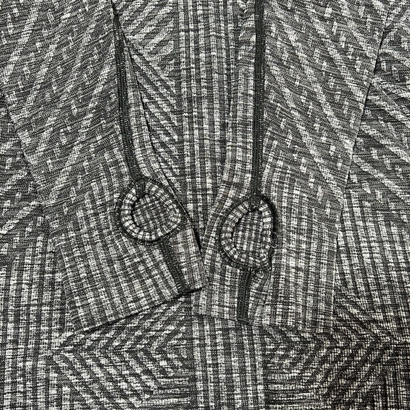 Lululemon 4 Restless Pullover Heathered Black Long-Sleeve Top - Picture 4 of 9